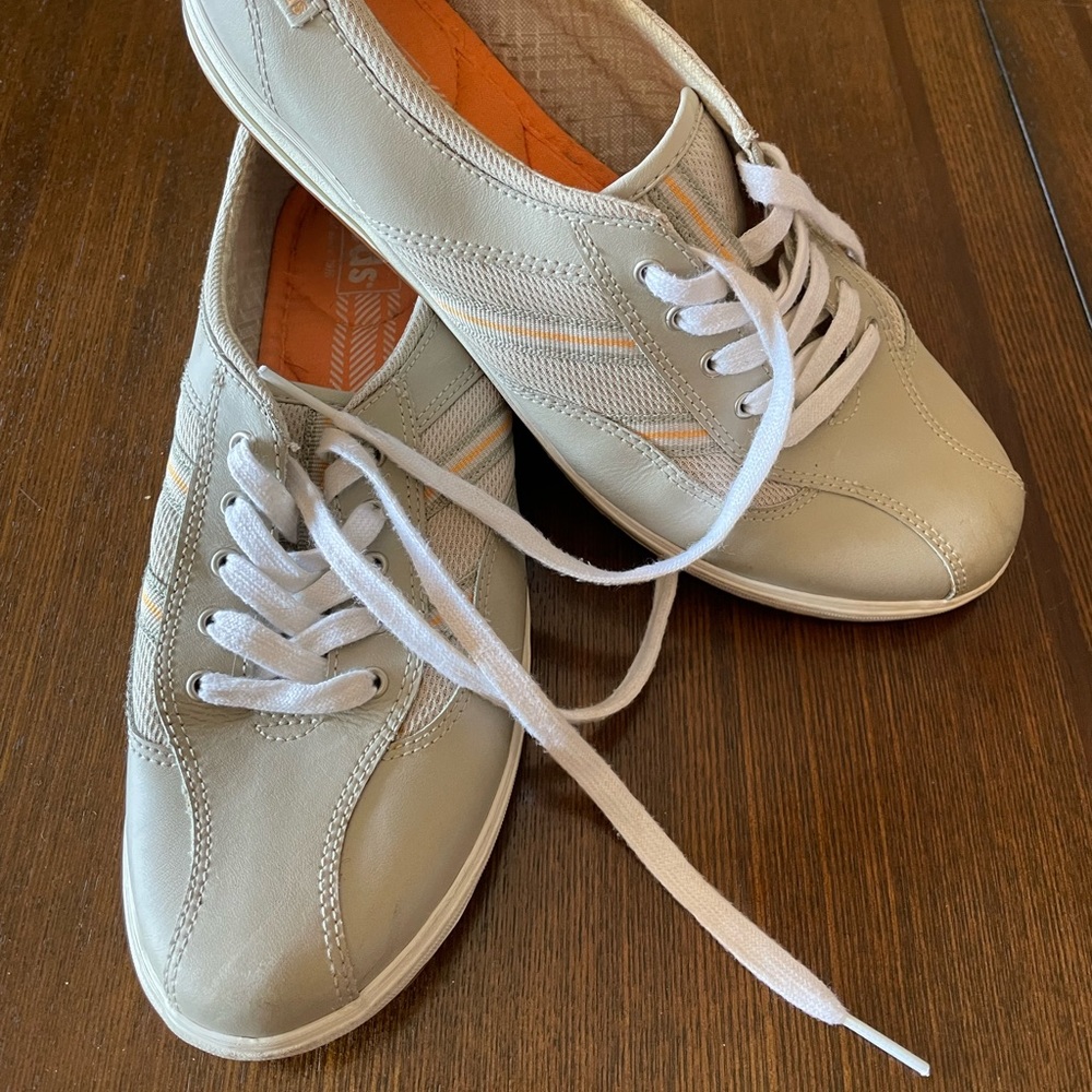 Womens Keds Gray Leather Lace Up Sneakers 8M